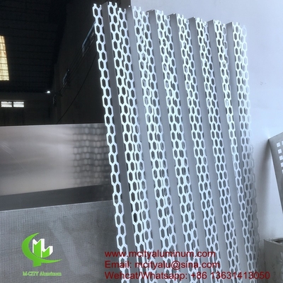 PVDF Painel de curvatura perfurado de alumínio metálico utilizado para edifícios exteriores