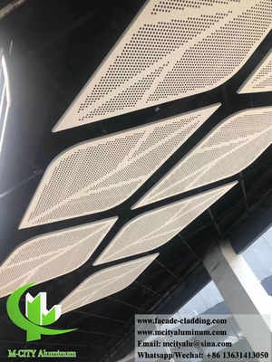 Painel de alumínio de tecto metálico perfurado para decoração de edifícios de cor branca