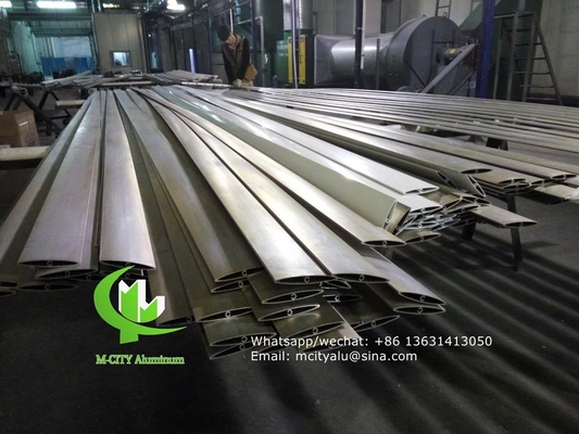Anodizado Horizontal Vertical Aerofoil persiana de perfil de alumínio persiana de forma oval para parede cortina fachada
