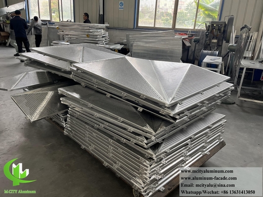 Sistema de fachada de tela de alumínio de revestimento de parede de metal triangular 3D