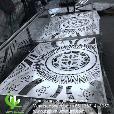 Revestimento de fachada de alumínio em metal de estilo austríaco folha de dobra de espessura de 2,5 mm para decoração de fachada de parede de cortina