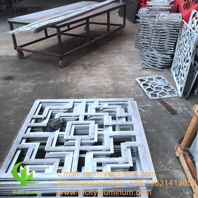 Ecrã de jardim de alumínio e de metal, ecrã de privacidade, chapa de metal para cercas de jardim, decoração de janelas de fachada