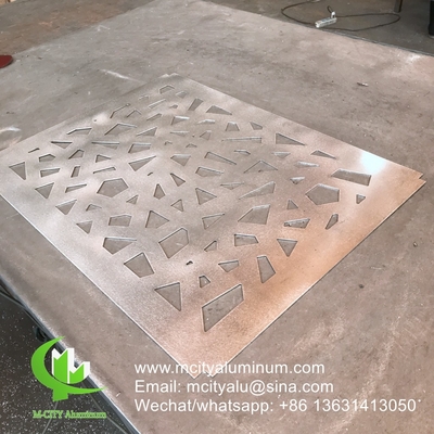 2 mm Painel decorativo de fachada perforada de alumínio para revestimento de fachada de parede de cortina painel de parede tela perforada