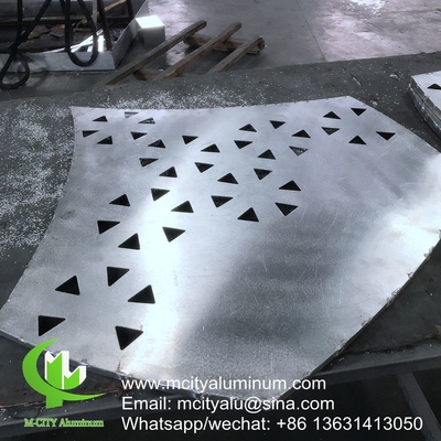 Metal grande curvatura de parede Folha de painel de fachada de alumínio para decoração de edifícios painel perfurado