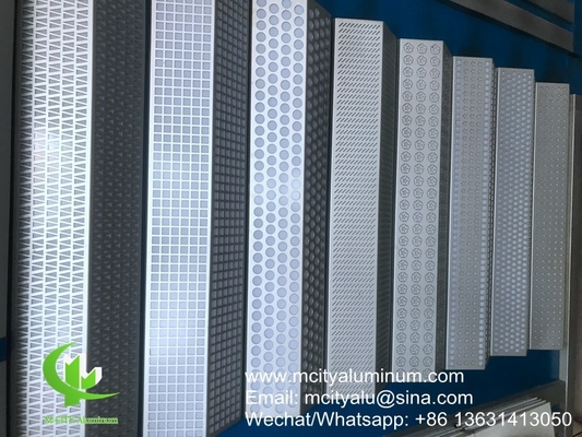 Painel de corte a laser de alumínio metálico com perforação de padrões de arranque usado para construção de fachada estilo muçulmano