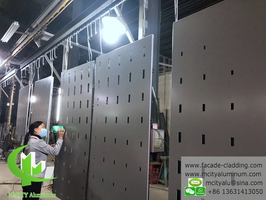 Painel sólido de fachada de alumínio para parede de cortina revestido em pó de cor cinzenta de 3 mm de espessura