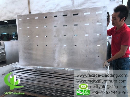 Fabricação de revestimentos de parede, revestimento em pó, de fachada de alumínio perfurado para exterior