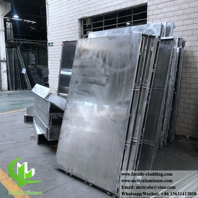 Parede cortina de painel metálico CNC de alumínio fluorocarbonato perforado para revestimento de fachada