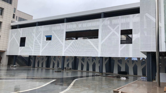 Fabricação a partir de alumínio em pó revestido com revestimento branco de 3 mm