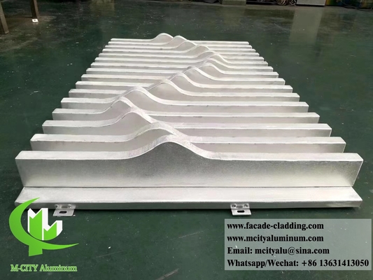 Tecidos metálicos 3D ondulados fachadas metálicas tubos de alumínio soldados revestimentos personalizados