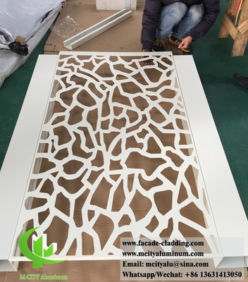 Ecrã de metal decorativo Ecrã de alumínio para cerca de jardim com design de corte a laser