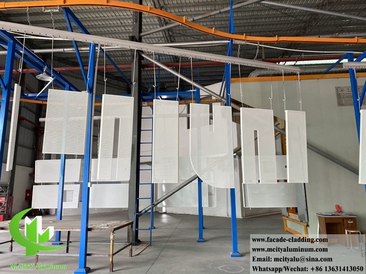CNC revestimento de alumínio tela de metal buracos redondos cor branca 3mm PVDF revestido em pó personalizado
