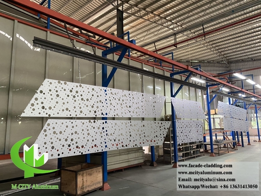 CNC revestimento de alumínio tela de metal buracos redondos cor branca 3mm PVDF revestido em pó personalizado