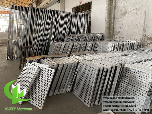 Folha de metal de revestimento de alumínio perfurado decorativo para decoração de materiais de construção