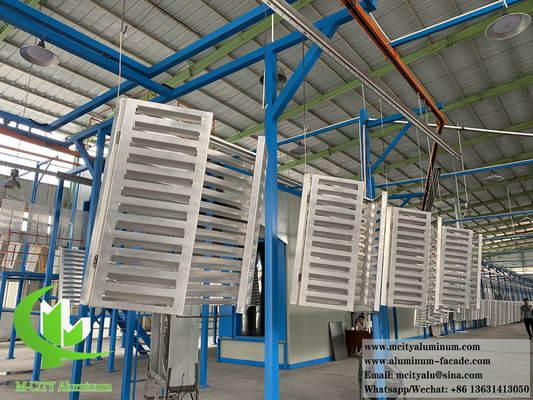 Bom preço Cobertura de bomba de calor de tela de alumínio para decoração exterior para proteger o ar condicionado on-line