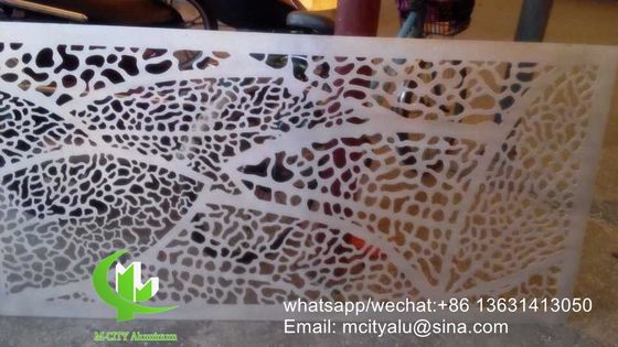 Bom preço Painel decorativo de alumínio de acabamento PVDF com padrões personalizáveis para fachada e parede de cortina em tamanho 1000x2000mm on-line