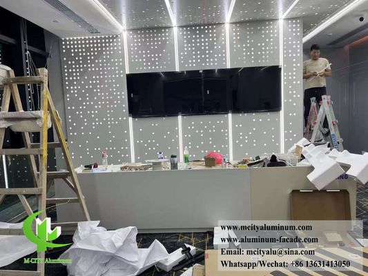 Bom preço Folha de alumínio de tela metálica perfurada para decoração de revestimento de parede on-line