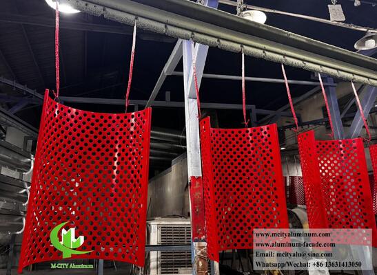 Bom preço Tamanho personalizado Painéis de alumínio perfurados curvos com acabamento revestido em pó em liga de alumínio 3003 para decoração de fachadas e tetos on-line