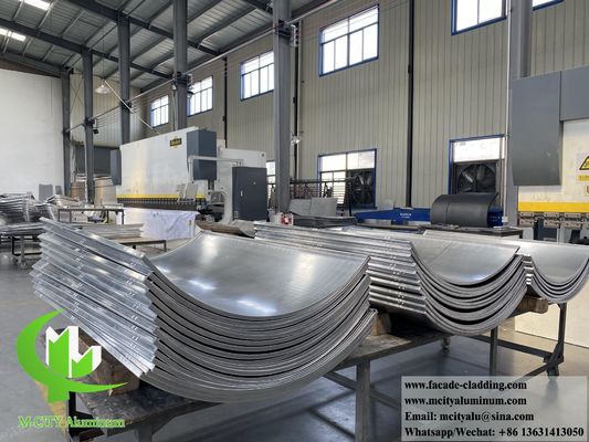 Bom preço Painel de Fachada Perfurado de Alumínio com Revestimento em Pó Personalizado para Revestimento de Parede Metálica on-line